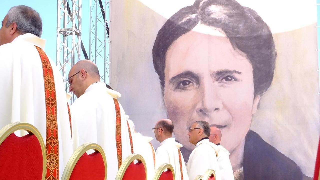 Beata Edvige Carboni, via alle celebrazioni