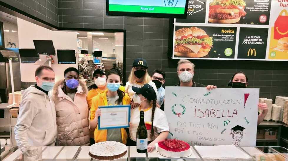 Reggio Emilia, McDonald’s premia Isabella con una borsa di studio 