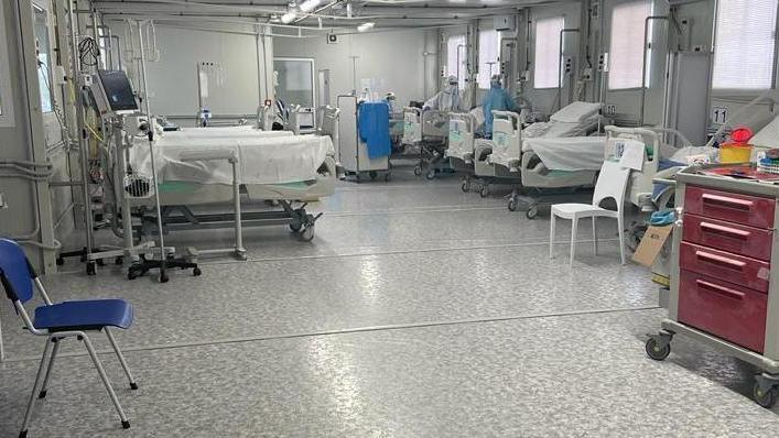 Cala la pressione sugli ospedali