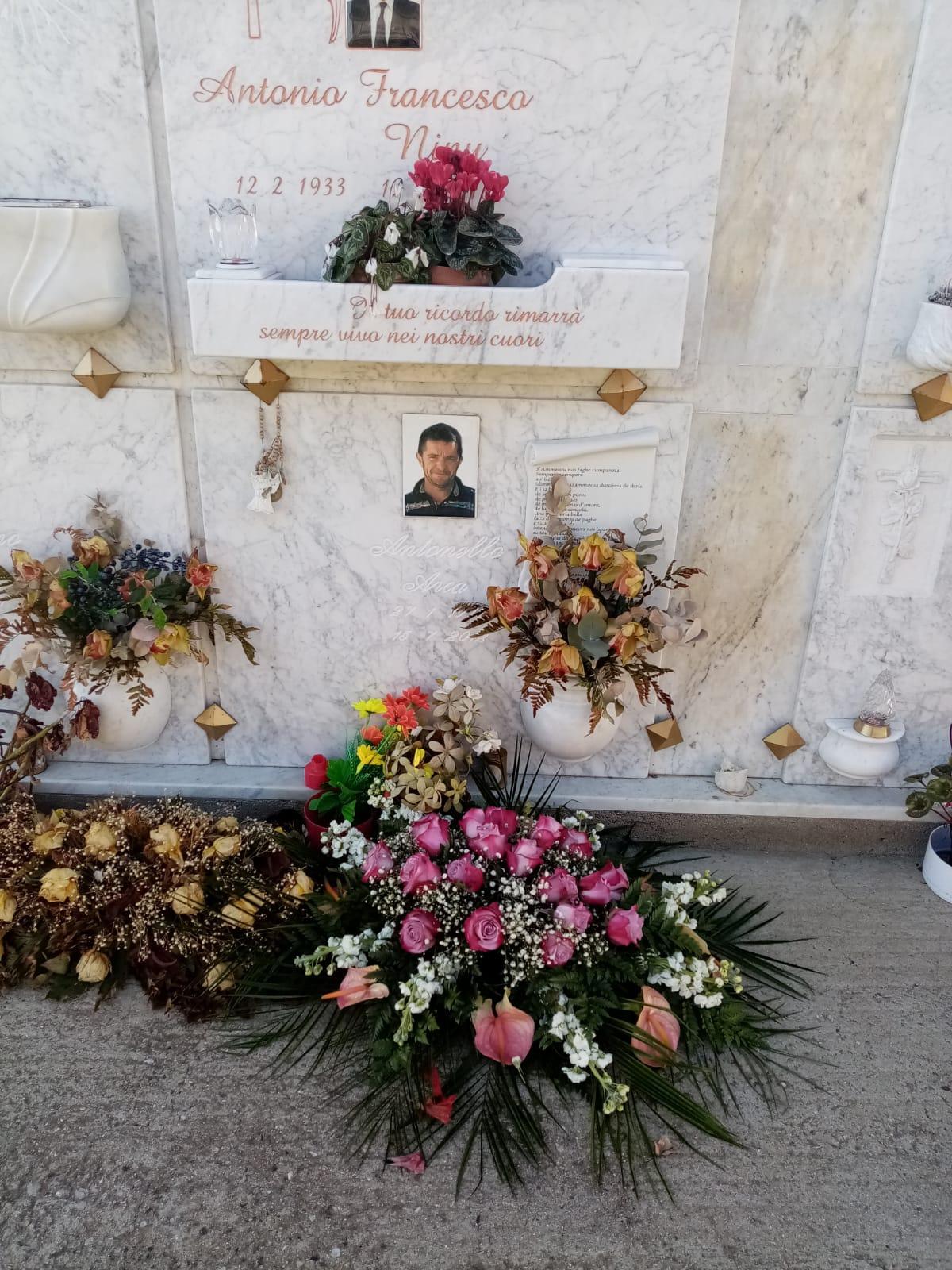 Silanus, parla la madre dell'ucciso: «Luca voleva andare via» 