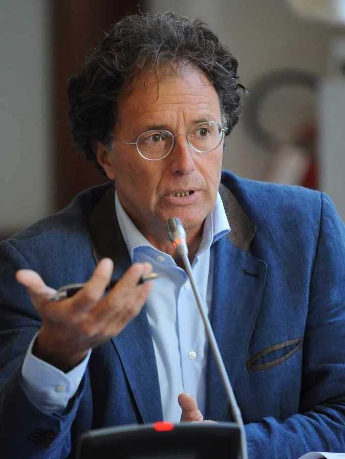 I deputati: non abbassiamo la guardia 
