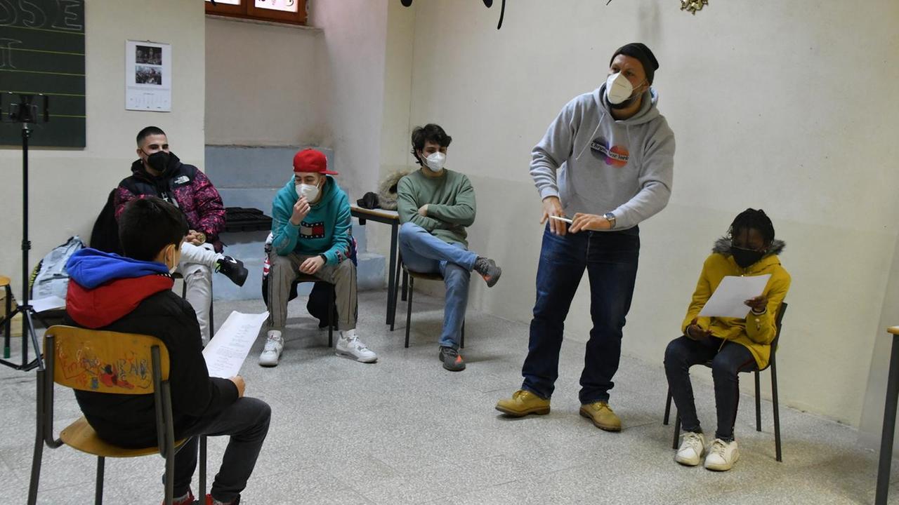Studenti e abitanti attori per il film sul quartiere