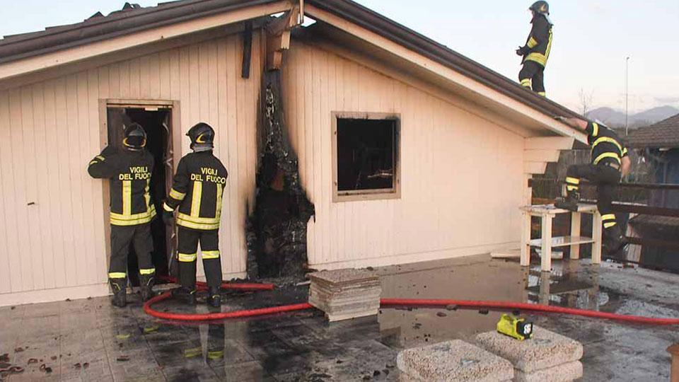 L’intervento dei vigili del fuoco nel pomeriggio di venerdì