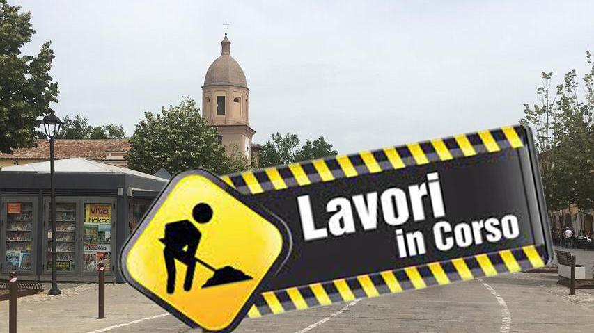 Bagnolo, la piazza chiusa per tre giorni per lavori: ed è subito polemica