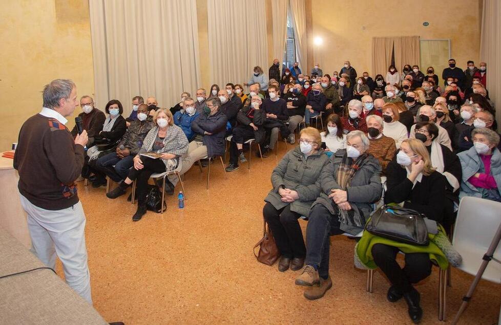 Guastalla, nei casotti e baite galleggianti le radici della gente del Po 