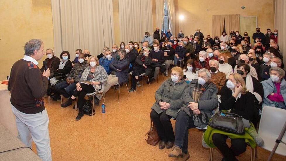 Guastalla, nei casotti e baite galleggianti le radici della gente del Po