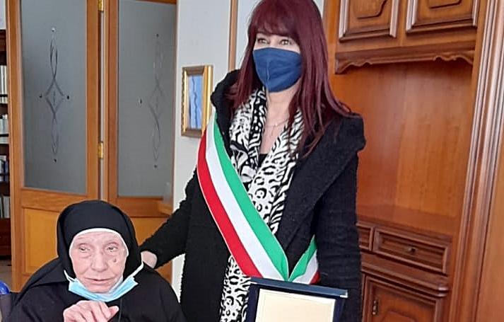 Cossoine, suor Flora quarta centenaria 