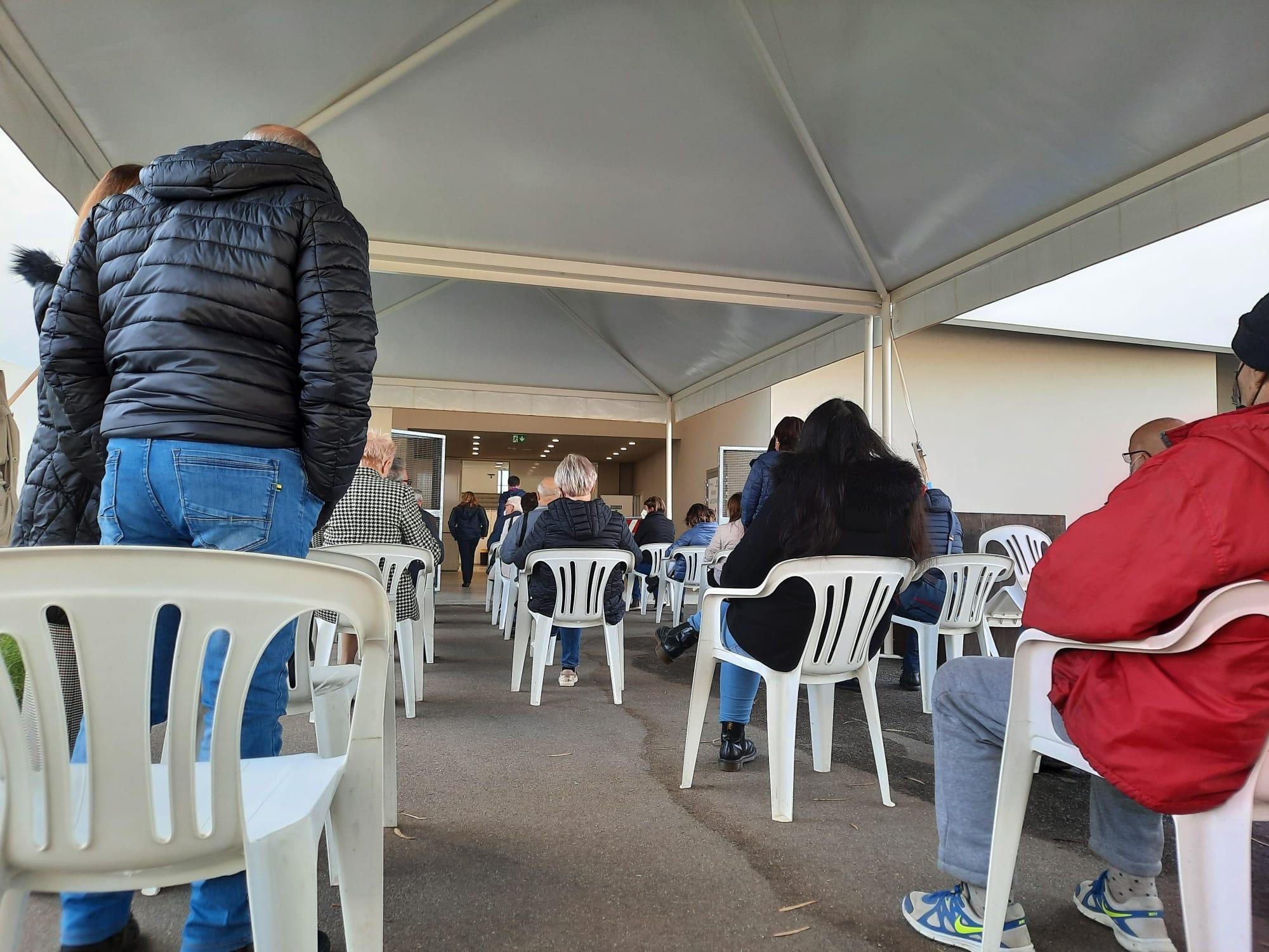 Black out elettrico: niente vaccinazioni stamane a Oristano