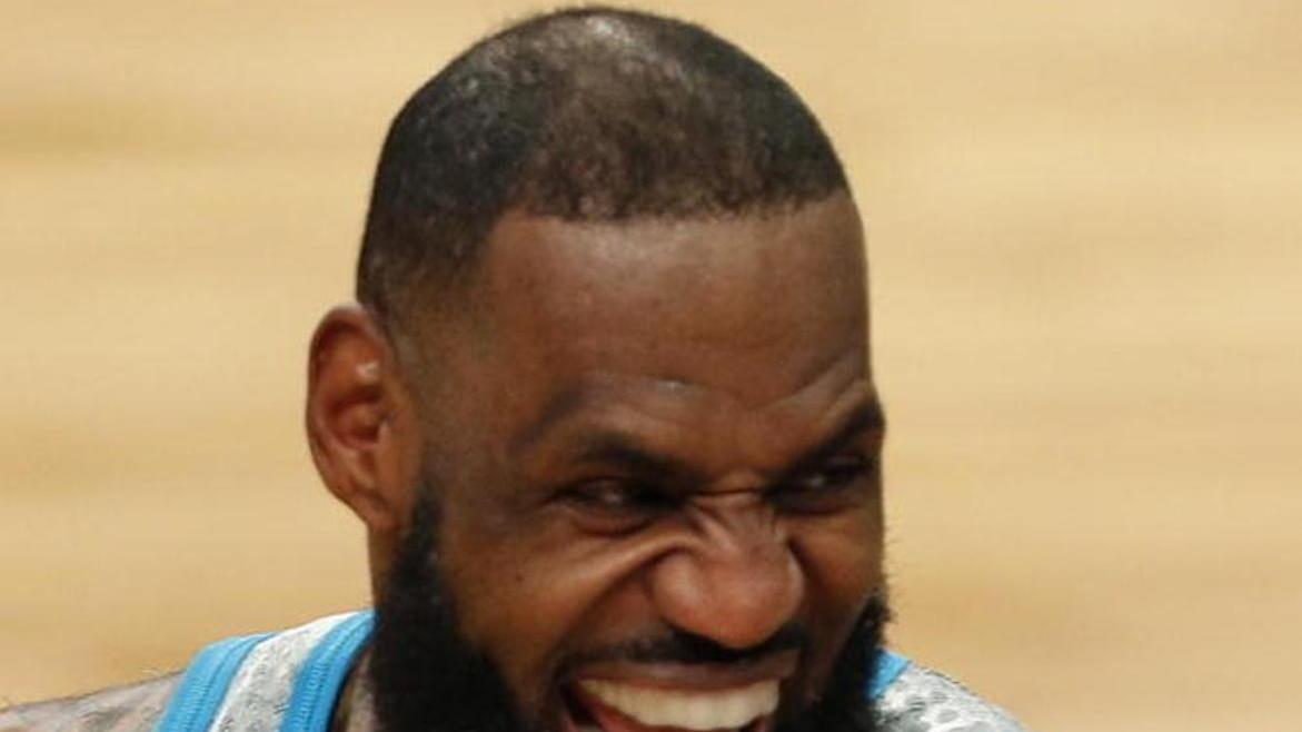 Lebron: «In Nba con mio figlio»
