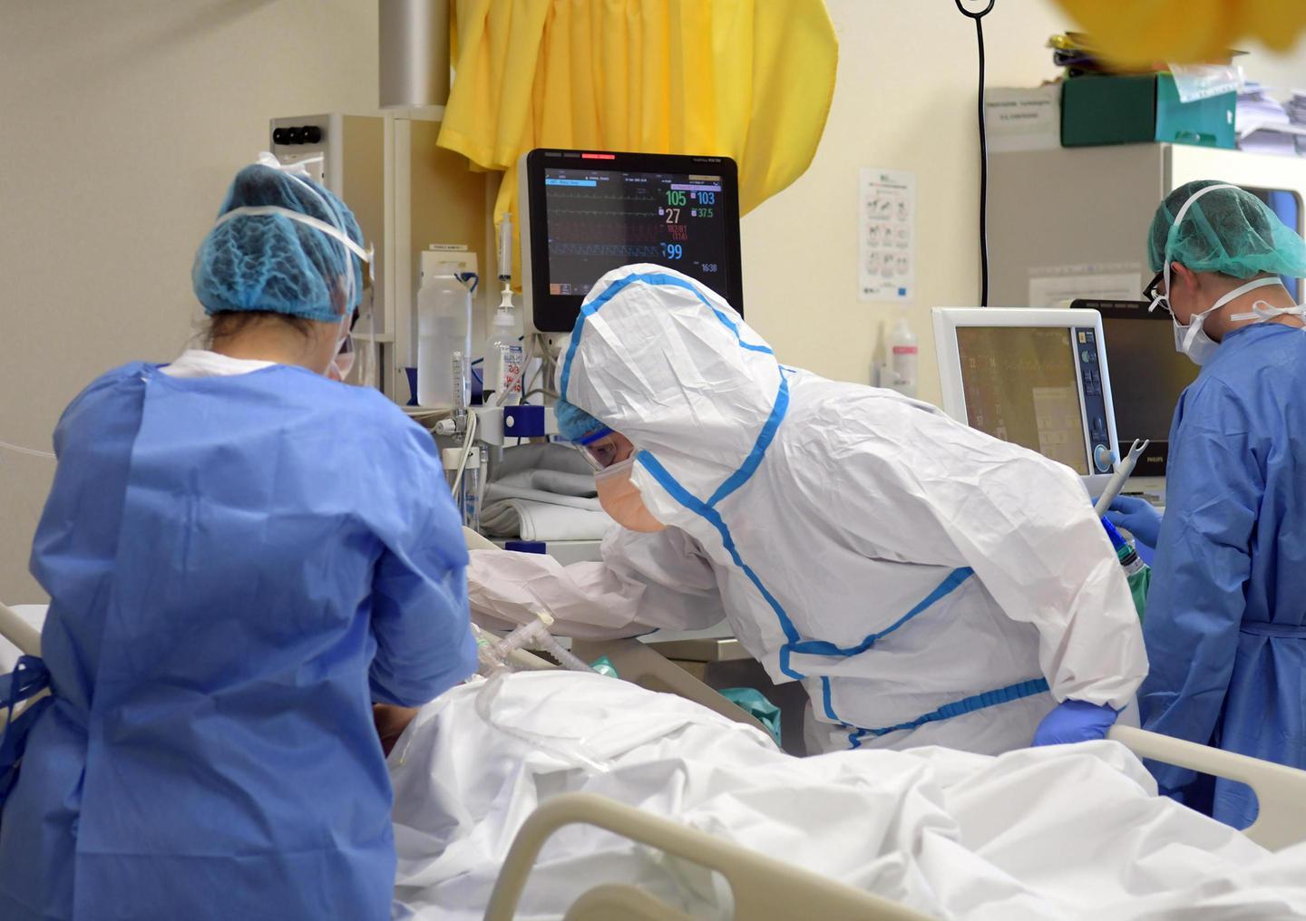 Il piccolo obolo dello Stato per i medici morti sul campo 