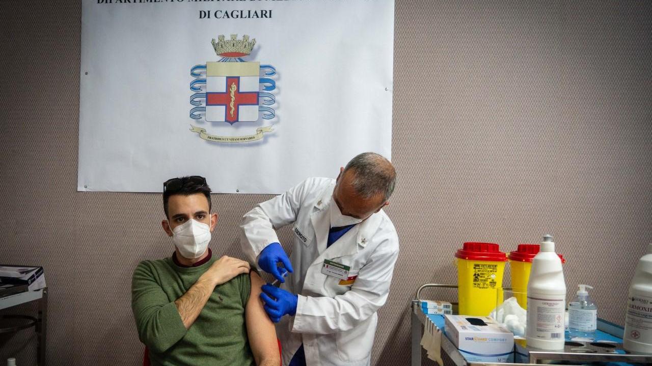 Cagliari, nuovo hub vaccinale all'ex ospedale militare