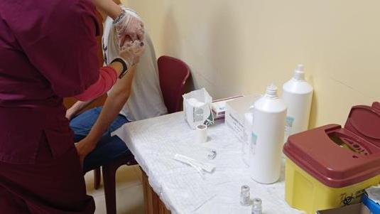 Vaccini: arrestati a Vicenza due medici di base