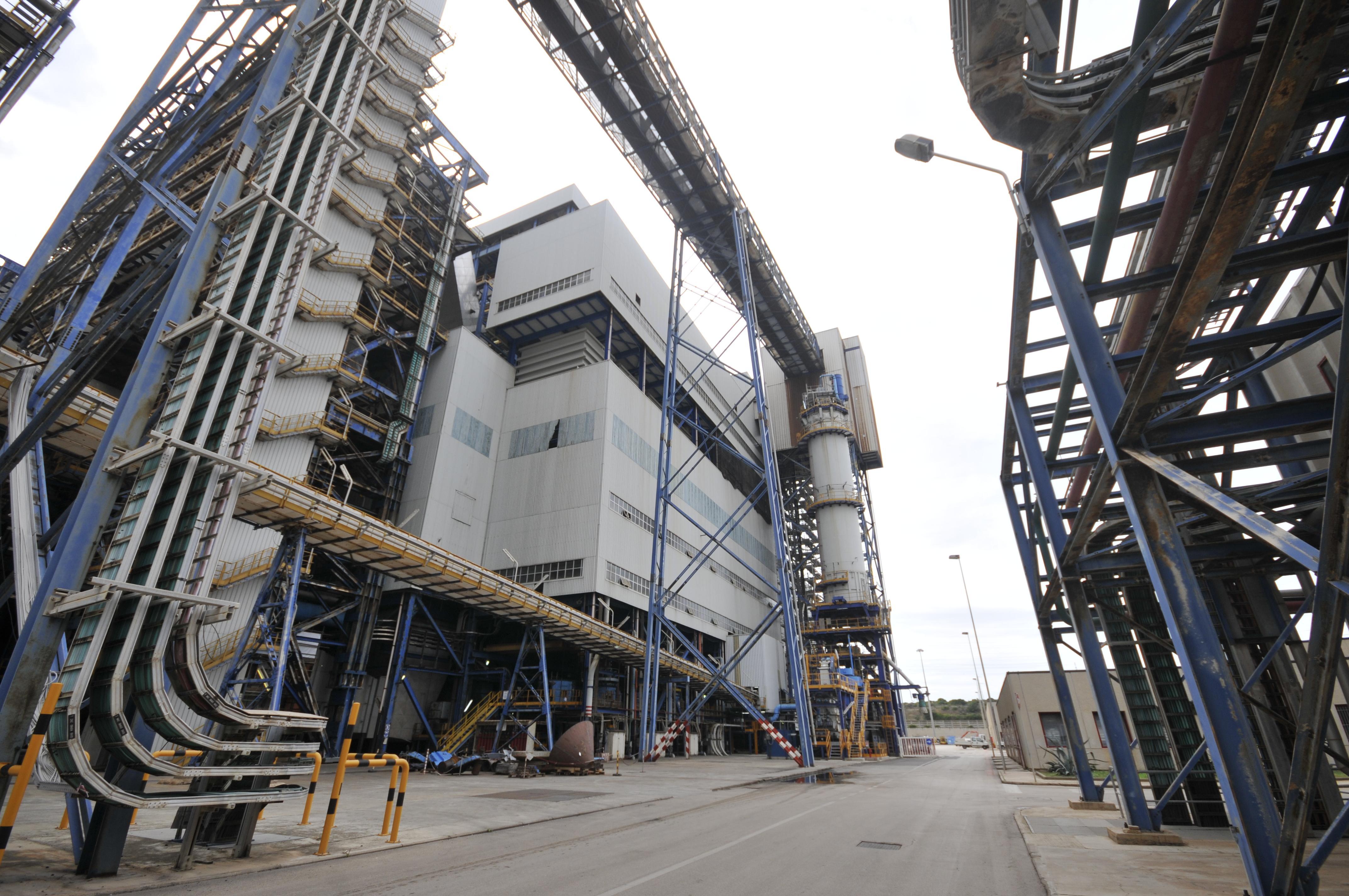 La centrale elettrica di Fiume Santo