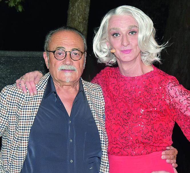 Da Sanremo alla Versiliana, Drusilla Foer sul palco con “Eleganzissima”: ecco la data  