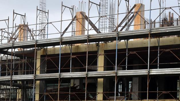 Via De Gasperi, maggioranza a un bivio