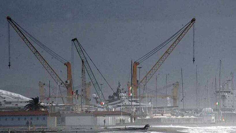 Porto di Carrara, avvio dell’iter del Piano regolatore: «A rischio 15mila posti nel turismo»