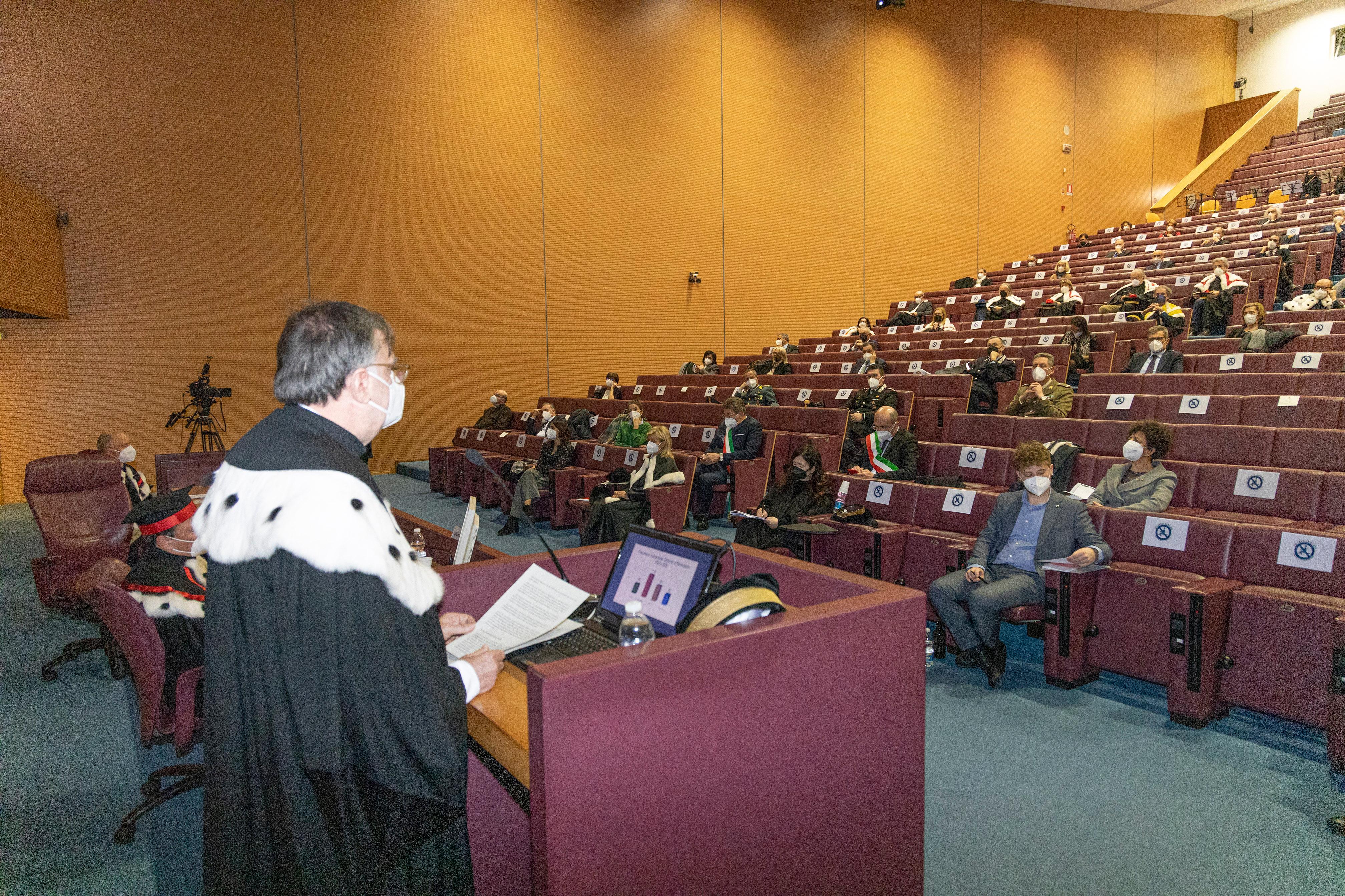 Unimore, tante risorse ma pochi alloggi a Reggio Emilia 