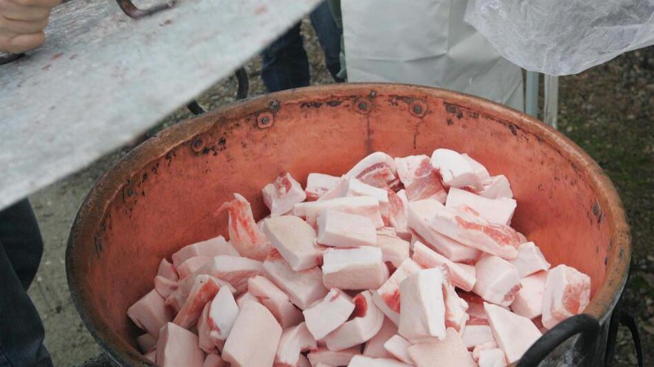 Un trionfo di ciccioli alla “Nimaleda” di Gattatico