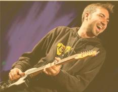 Zadro protagonista a palazzo Savonuzzi: «La musica mi piace ma il blues lo amo»