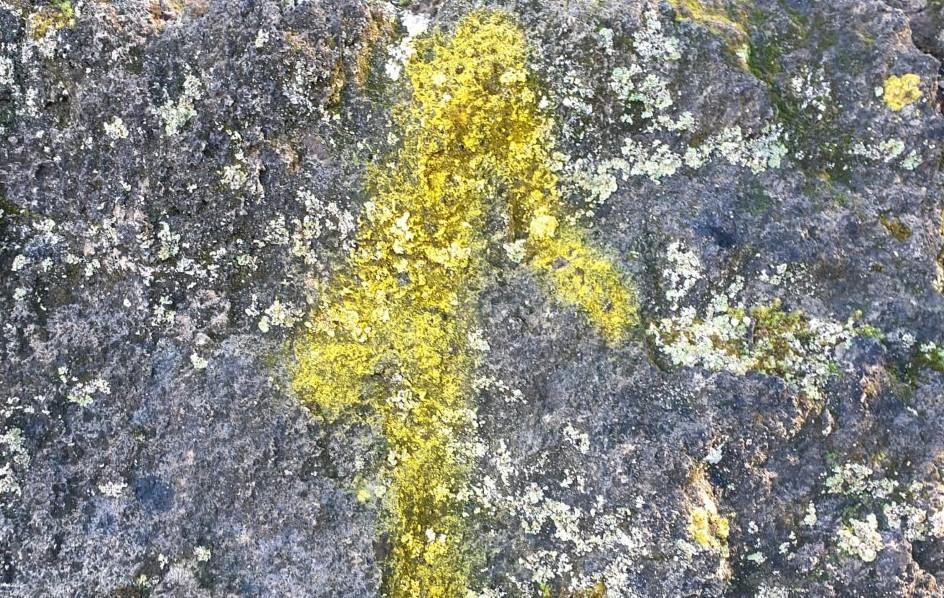 Rocce imbrattate di vernice, Ussassai si mobilita 