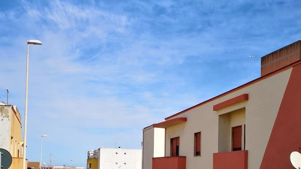 La festosa sfilata dei bambini dell’asilo “Figari”