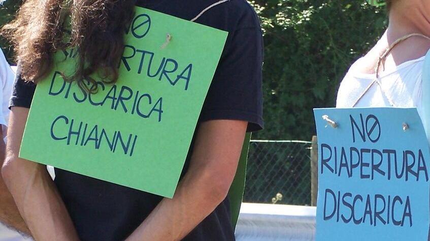 Protesta per la Grillaia, due manifestazioni per dire no alla riapertura della discarica