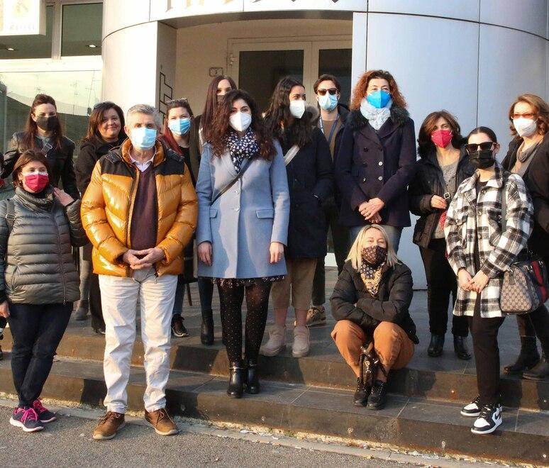 Estetica chiusa, esposto dell’ex responsabile 