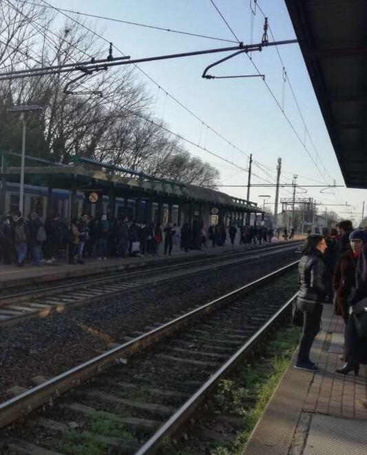 Carpi, treni, cancellazioni e ritardi «Disagi tutta la settimana» 