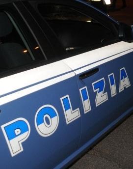Una volante della polizia (foto d'archivio)