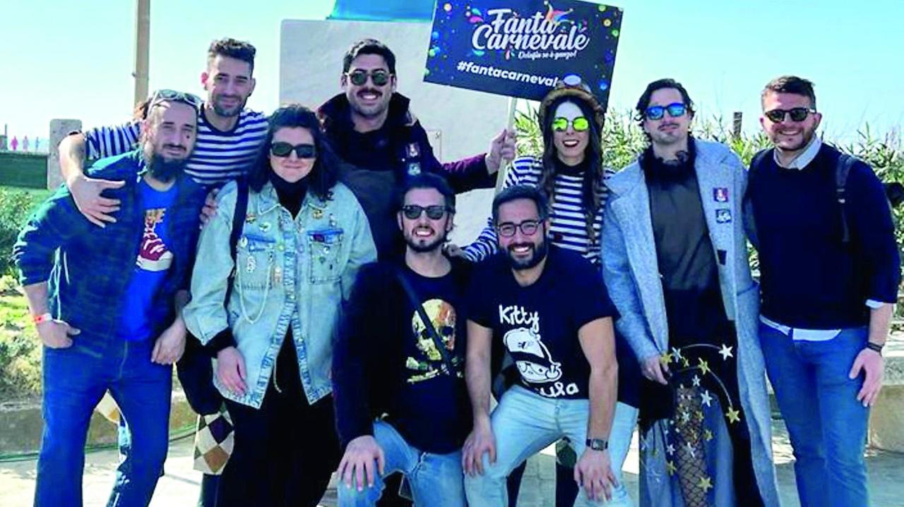 A Viareggio è scoppiata la FantaCarnevalmania: ecco il gioco di carristi e mascheratisti