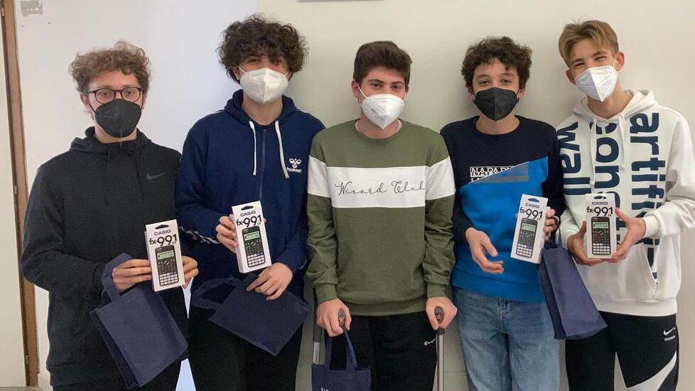 I vincitori del torneo di matematica: da sin. Becherucci, Giannelli, Serafinelli, Pellegrin e Guarducci