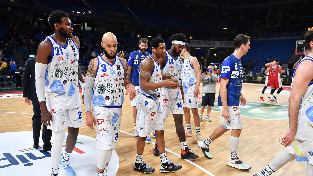 Ucraina, generi di prima necessità: a Sassari raccolta promossa dalla Dinamo