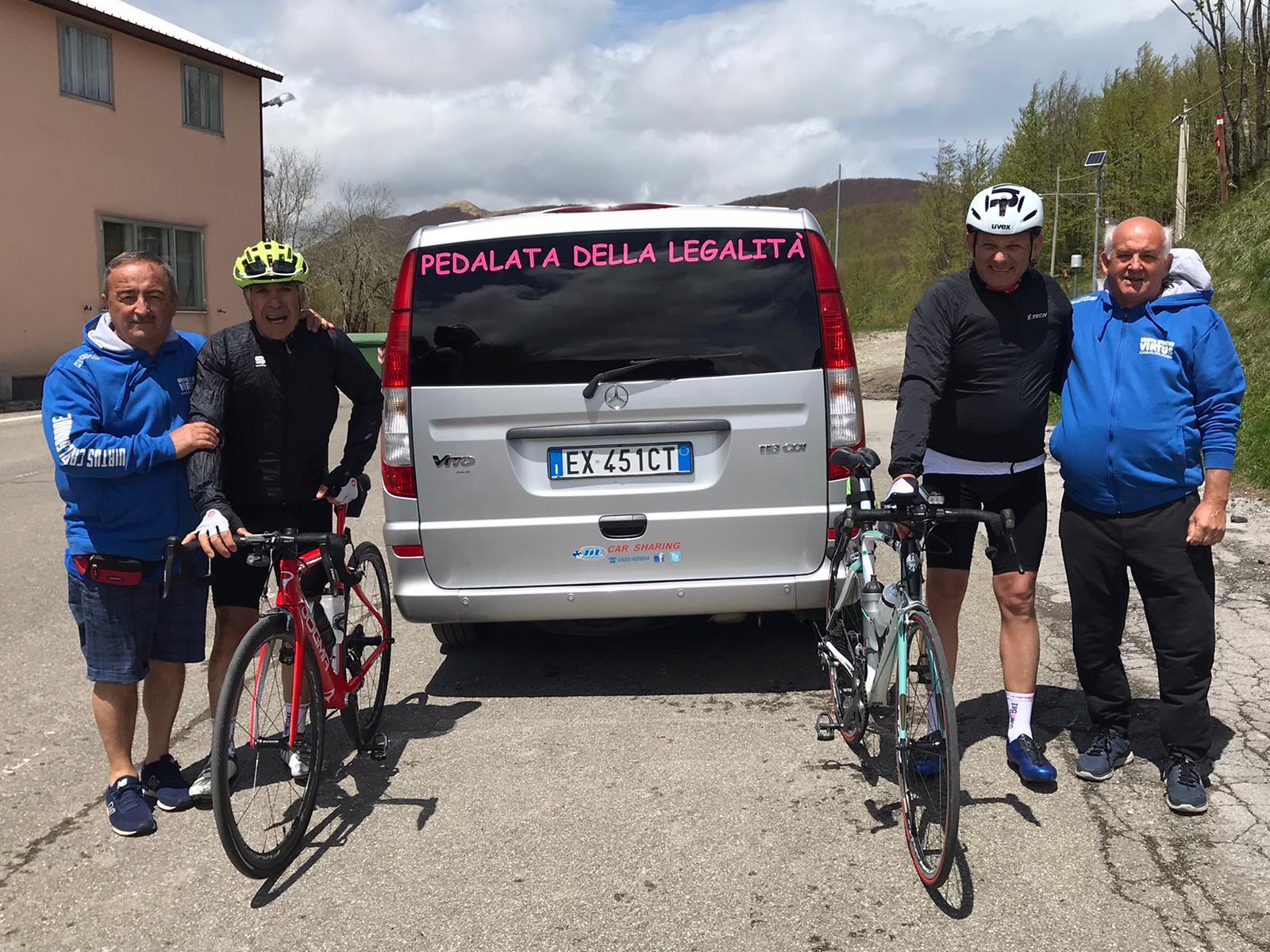 Da Casalgrande a Cutro in bicicletta per la legalità 