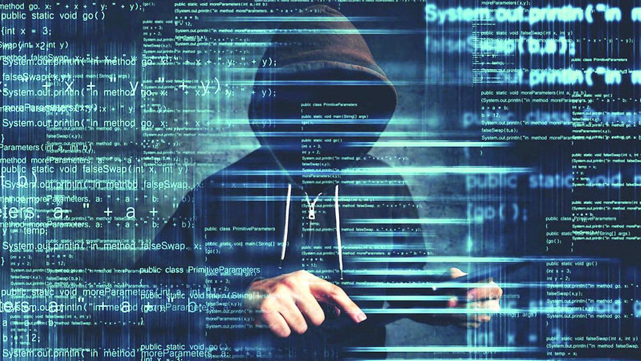 Secondo l'ex generale della finanza, la Russia sarebbe pronta a sferrare un potente cyberattacco