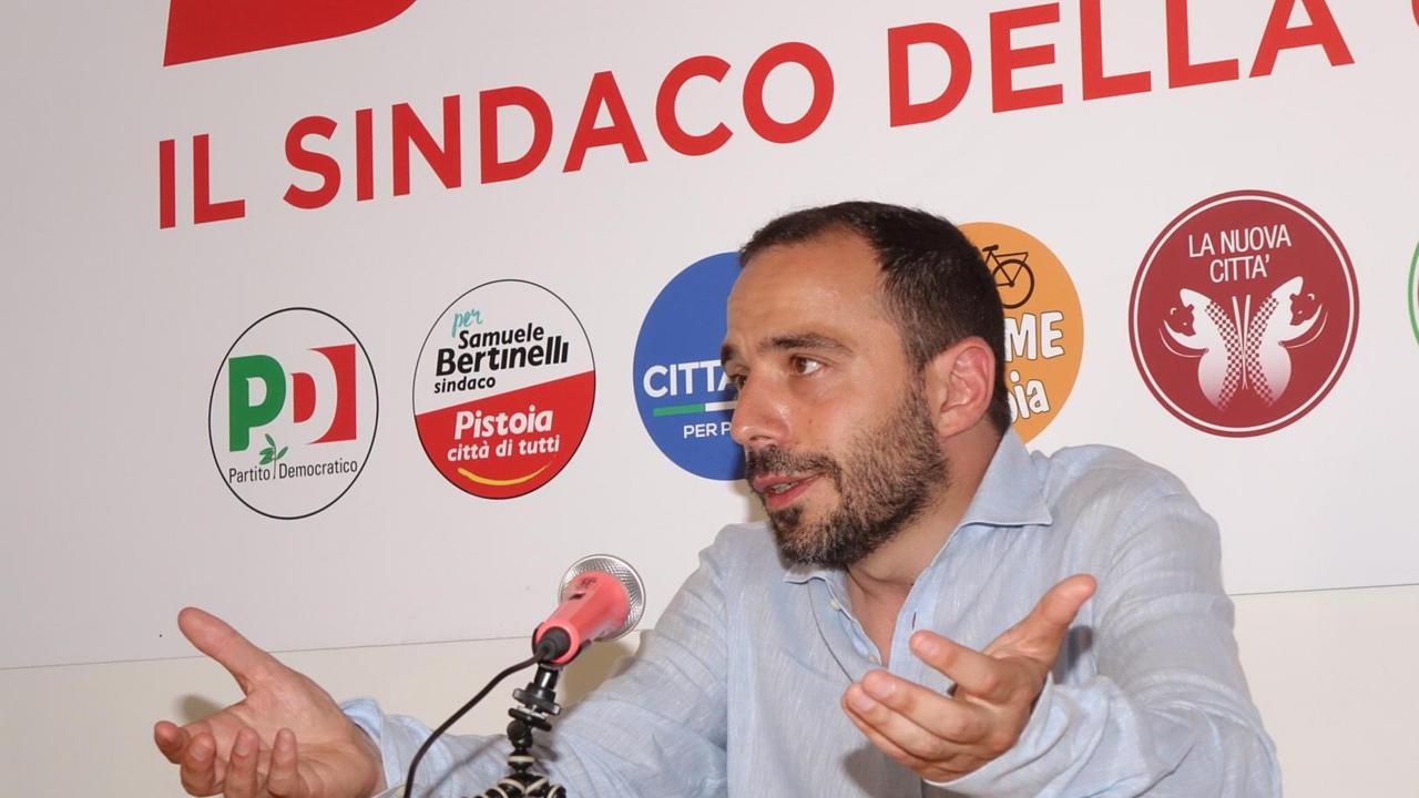 "Il fatto non sussiste": l'ex sindaco di Pistoia Bertinelli assolto da tutte le accuse