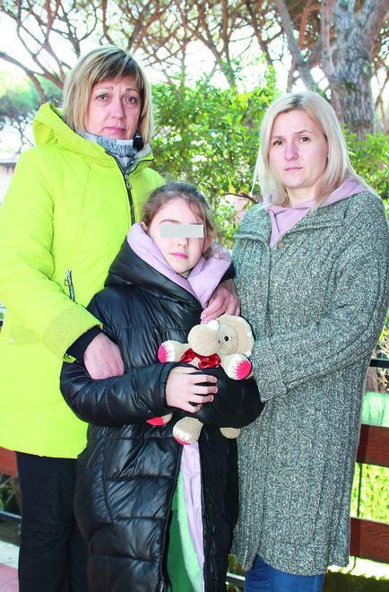 Natalya Myslyvets con Ludmila e la piccola Anna