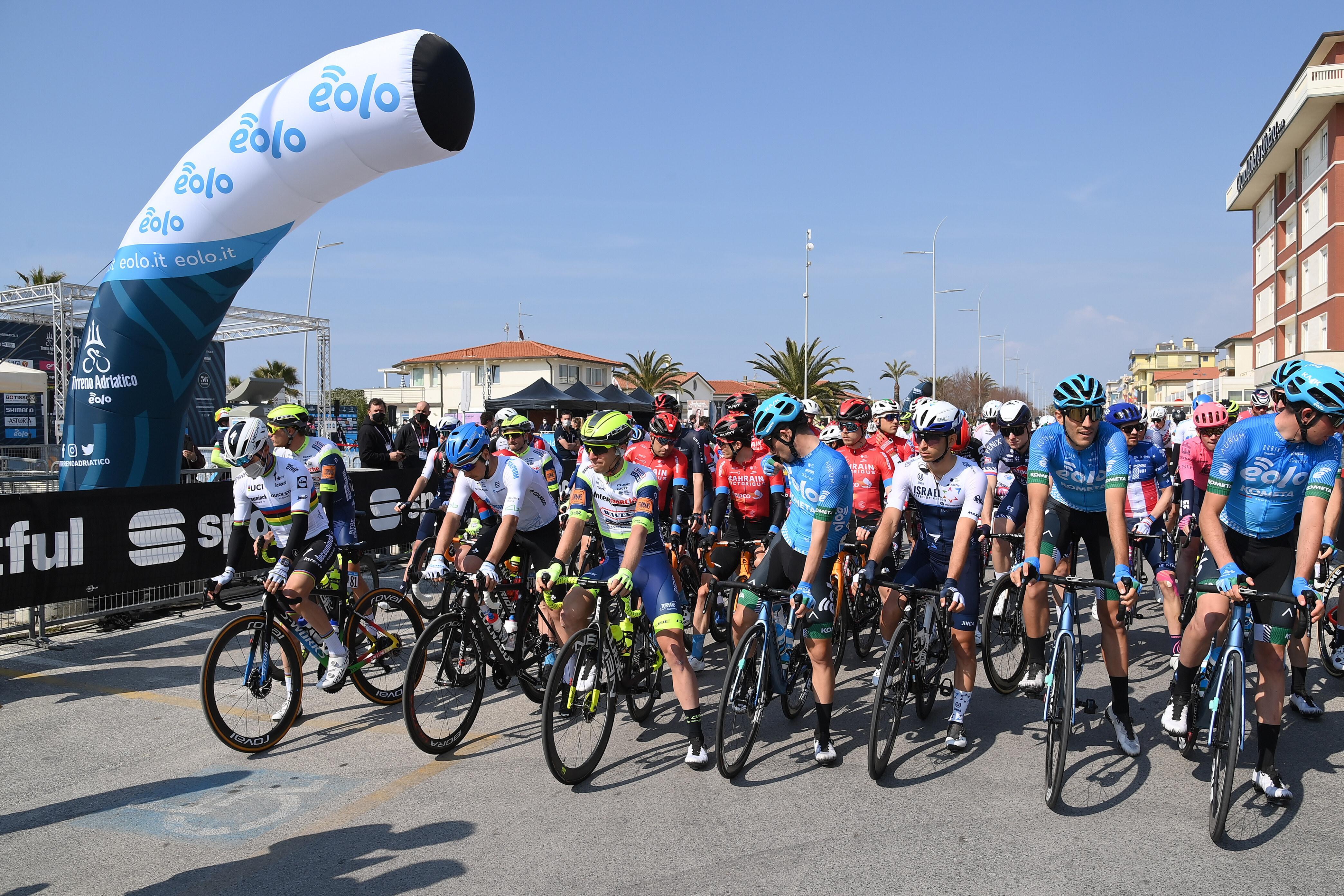 Camaiore, tutte le limitazioni al traffico per la Tirreno-Adriatico
