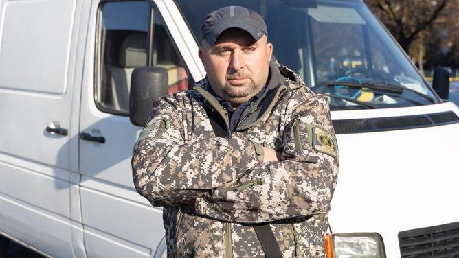 Carpi. Giardiniere torna in Ucraina per combattere: «Là ho lasciato mia figlia e la mia famiglia»