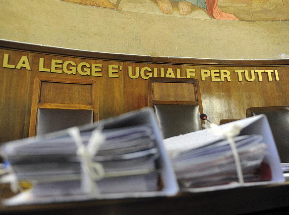 Tentata estorsione un ex consigliere finisce a processo