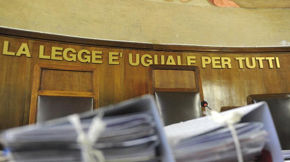 Tentata estorsione un ex consigliere finisce a processo