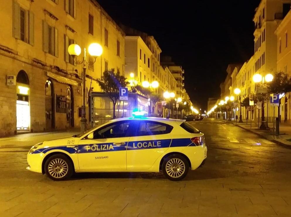Alcolici venduti a minori nel mirino bar e negozi 