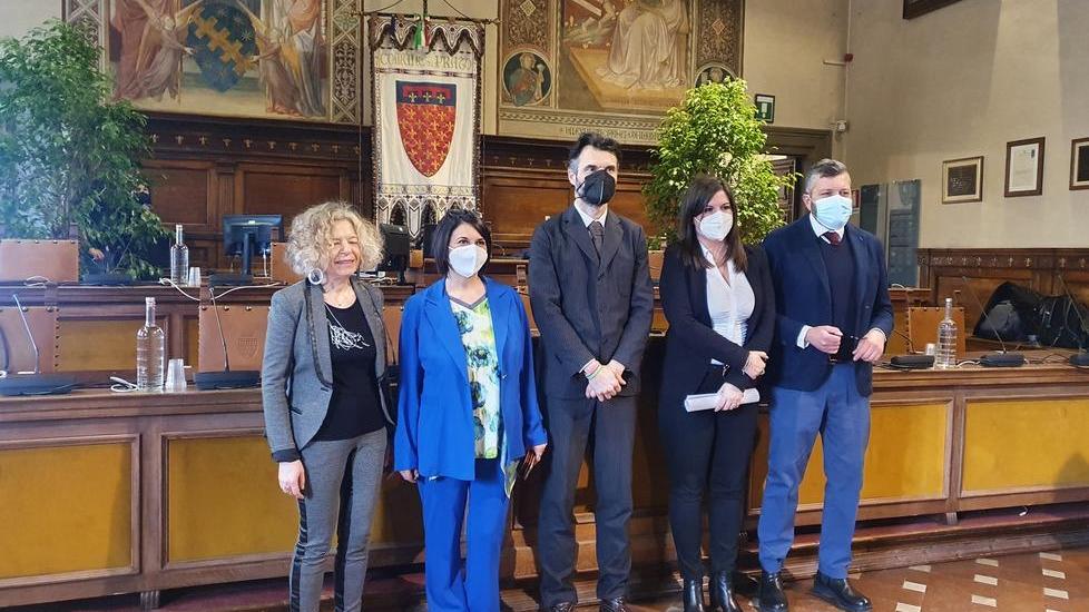Prato capitale italiana dell’immigrazione: l’Europa studia il sistema di accoglienza