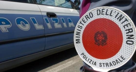 Furti agli anziani nei supermercati di Pistoia, in carcere la banda di borseggiatori: chi sono