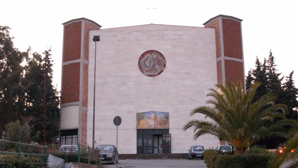La chiesa di San Giuseppe di Carpani: nel piazzale davanti alla parocchiala donna è stata trovata morta