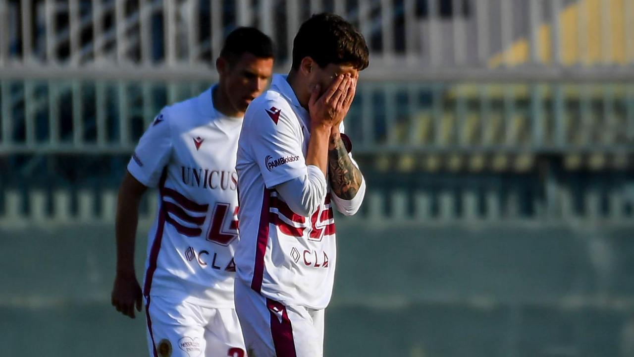 Il Livorno perde 1-0 col Perignano all'Ardenza (Foto Masini/Silvi)