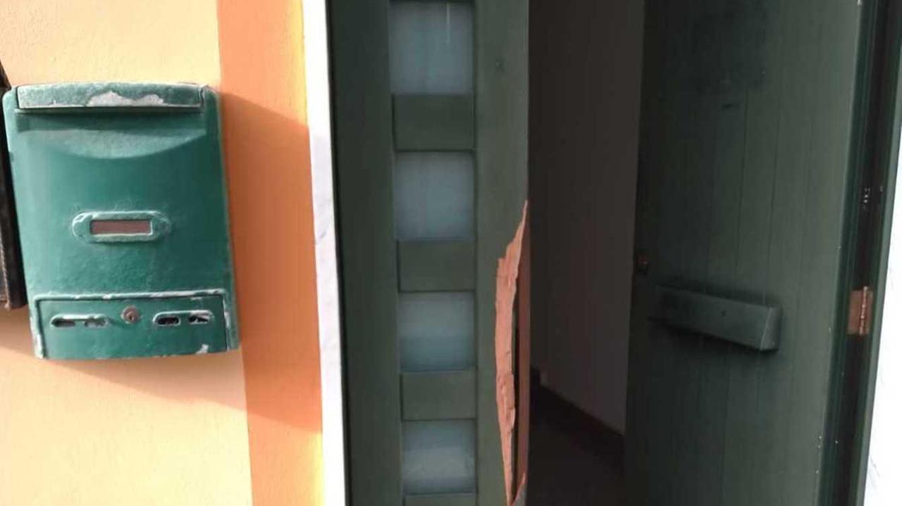Assalto allo studio dentistico ma la cassaforte non si apre
