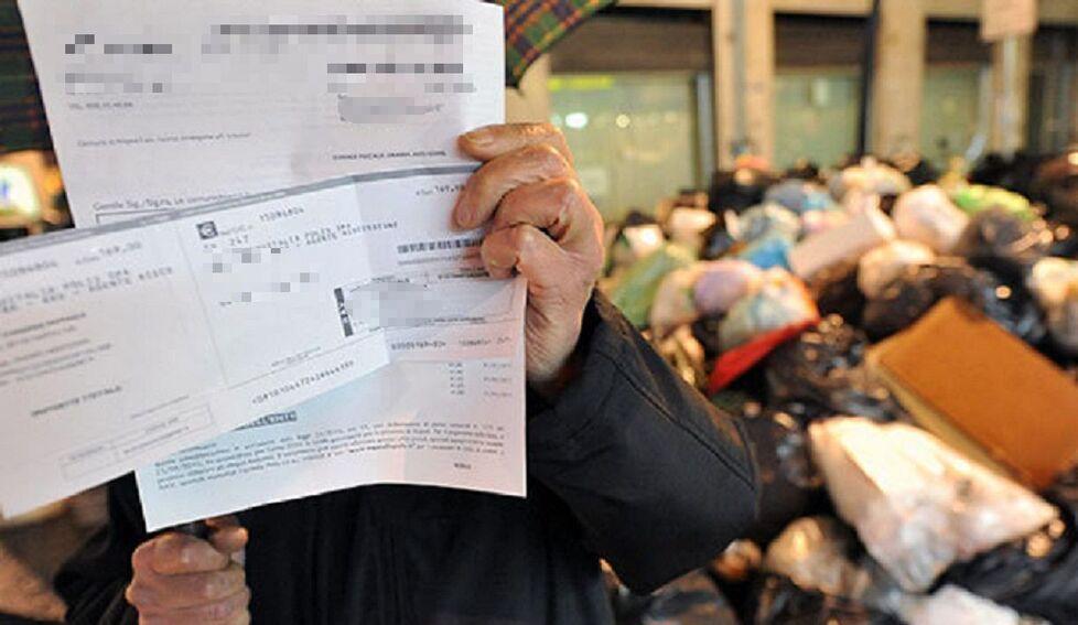 Anche a Reggio Emilia è boom di tasse non pagate: «In due mesi pignorate già trenta pensioni» 