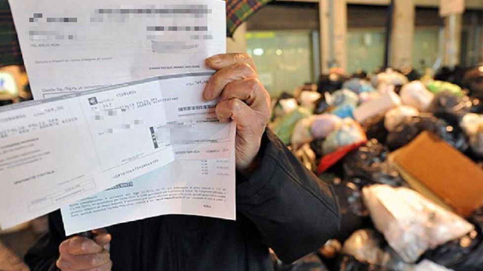 Anche a Reggio Emilia è boom di tasse non pagate: «In due mesi pignorate già trenta pensioni»