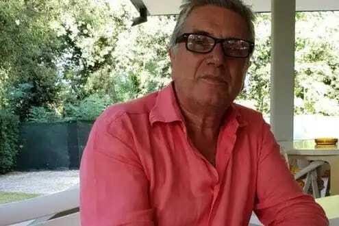 Pietrasanta, cantiere estivo a Tonfano commercianti infuriati: «Questa è una follia»