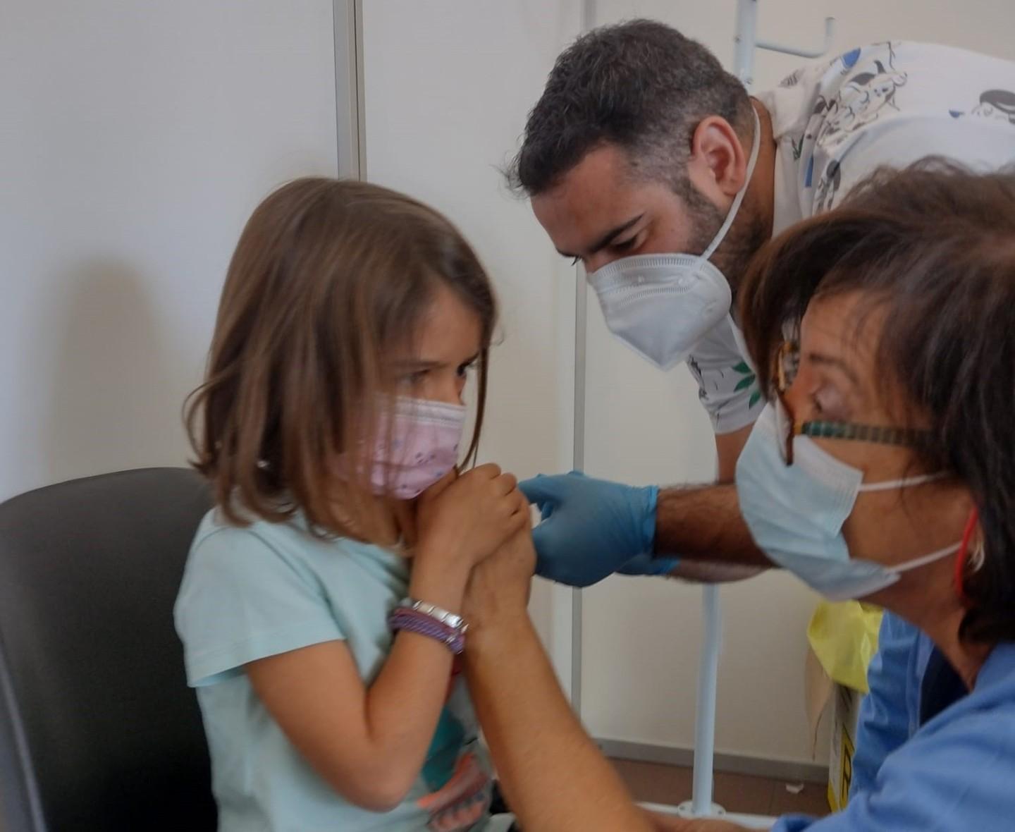Covid, comincia il tour per vaccinare i bambini 